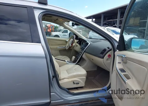 2012 Volvo Xc60 3.2/3.2 Platinum/3.2 Premier/3.2 Premier Plus из США, поврежденный, VIN YV4940DL2C2301391